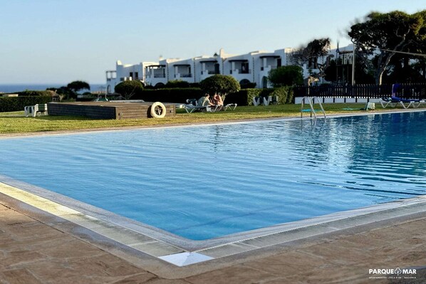 Holiday Home Swimming Pool