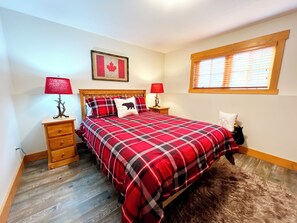 Bedroom #4 - Queen bed on the lower level.