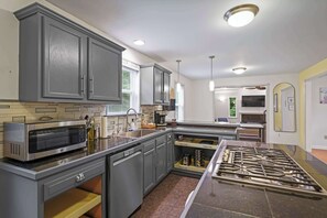 Kitchen Full 