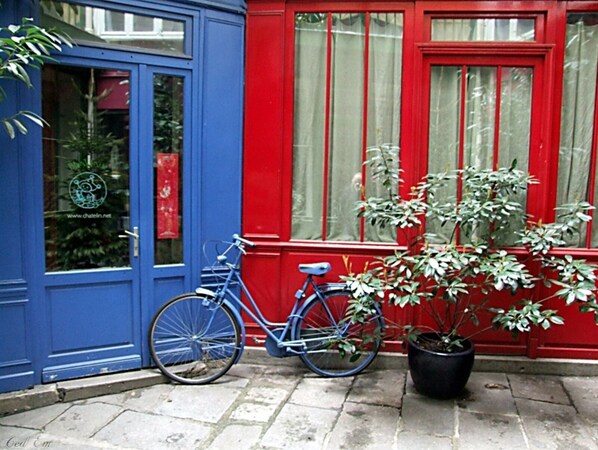 Passage de l'Ancre "Charming Parisian Passage"