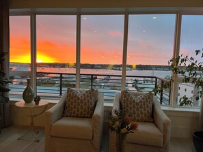 The morning sunrise never disappoints.