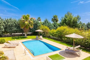 Private pool and terrace