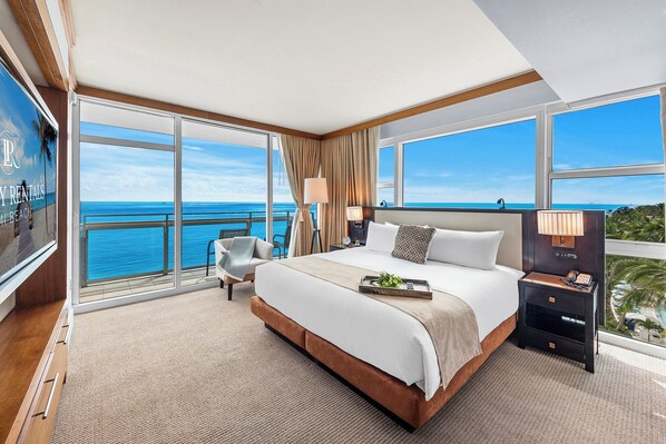 Full Oceanfront Master Bedroom