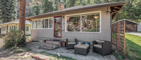 Welcome to Big Pine Cabin!