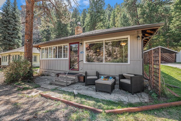 Welcome to Big Pine Cabin!