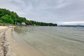 Yacht Club Vista | Community Amenities | Direct Lake Winnipesaukee Access