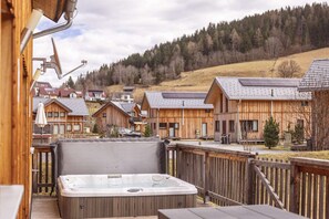 Terrasse / Balkon