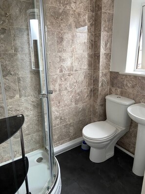 Ensuite shower room