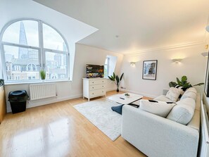 London's 3 Bedroom Flat in Borough near The Shard Bermondsey