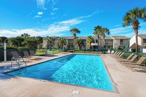 Gorgeous Gulf Highlands pool