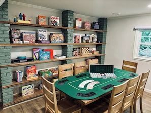 Spielezimmer
