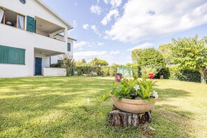 Activities, Amenities, Building Exterior, Garden, Spring, Summer