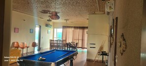 Spielezimmer