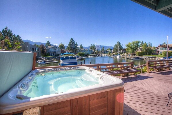 Professionally managed by Lake Tahoe Accommodations