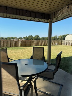 Outdoor dining