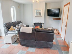 Seamount Holiday Village No. 26. Cosy living room, open fire, TV. Seamount Holiday Village No 26. Seaside Holiday Home Available near Courtown Village, County Wexford