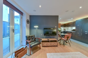 Living Room / Lounge