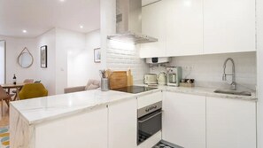 The kitchenette has everything your inner chef will need #homecooking #portugal #pt #lisbon