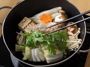・[Dinner example: Sukiyaki Susa course] Enjoy with our secretly made sweet and spicy kobu dashi.