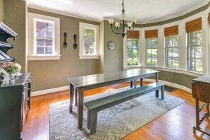 Dining Area | Dishware/Flatware | High Chair | Trash Bags/Paper Towels