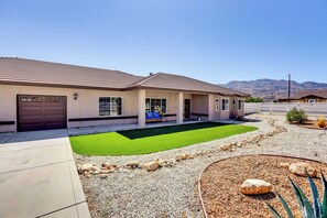 Property Exterior | Single-Story Home | Mountain Views