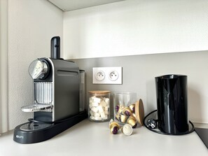 Kaffe och/eller kaffebryggare