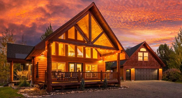 Embark on your White Fir Adventures! Enjoy the .39 acre property, which includes the 3BR/3BA main house, 1BR/1BA Carriage House, and garage