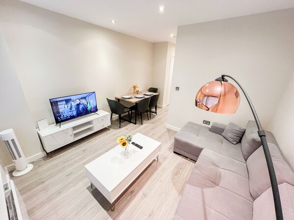 London's Charming 1-Bedroom Haven near The Shard in Elephant & Castle