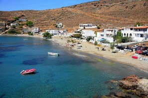 Megali Ammos beach 300m