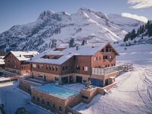 AlpenParks Hotel & Apartment Arlberg