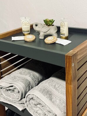 Bathroom amenities