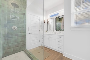 Upstairs primary bath with private water closet