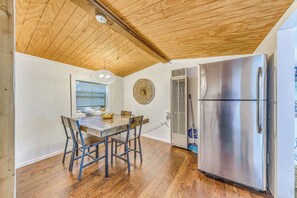 Dining Area | 1st Floor