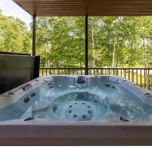 Bain à remous extérieur