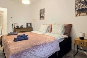 Bedroom (1)