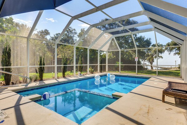 Gautier Vacation Rental | 3BR | 2.5BA | Stairs Required | 1,750 Sq Ft