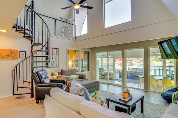 Grawford Vacation Rental | 3BR | 2BA | 1,892 Sq Ft | Step-Free Entry