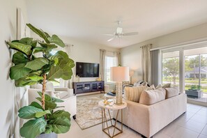 Living Room | Central A/C | Free WiFi