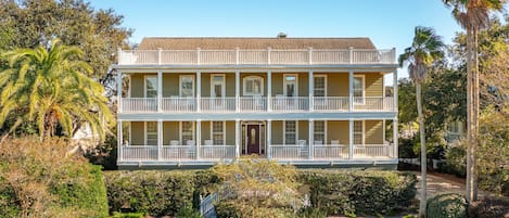 6 Ocean Point
