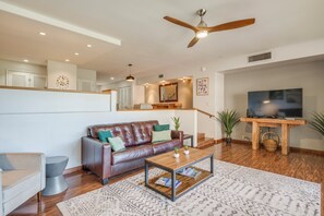 Kick back with your favorite shows or movie nights on the flat-screen TV, complete with cable and high-speed Wi-Fi.