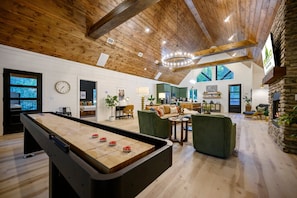 Spielezimmer