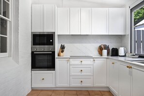 Kitchen + Coffee Machine 