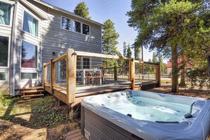 Hot tub