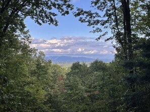 Unparalleled year-round, long-range mountain views