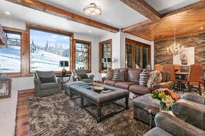 Home Decor, Indoors, Architecture, Building, Furniture