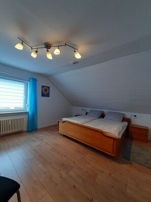 Schlafzimmer 3