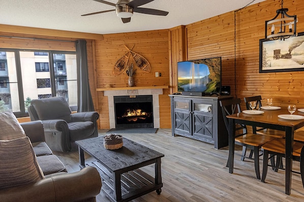 Welcome to Silver Creek 2407, a warm and radiant retreat with courtyard views & a cozy fireplace!