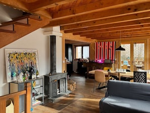 Chalet les lilas, Séjour avec cheminée, moments en famille, La Chapelle d'Abondance