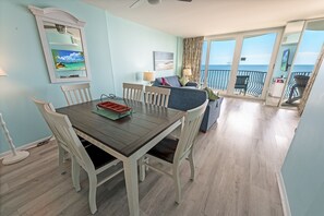Large Living Area with Views of the Ocean, Beautifully Decorated