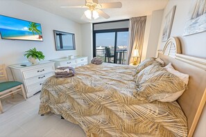 Large Living Area with Views of the Ocean, Beautifully Decorated